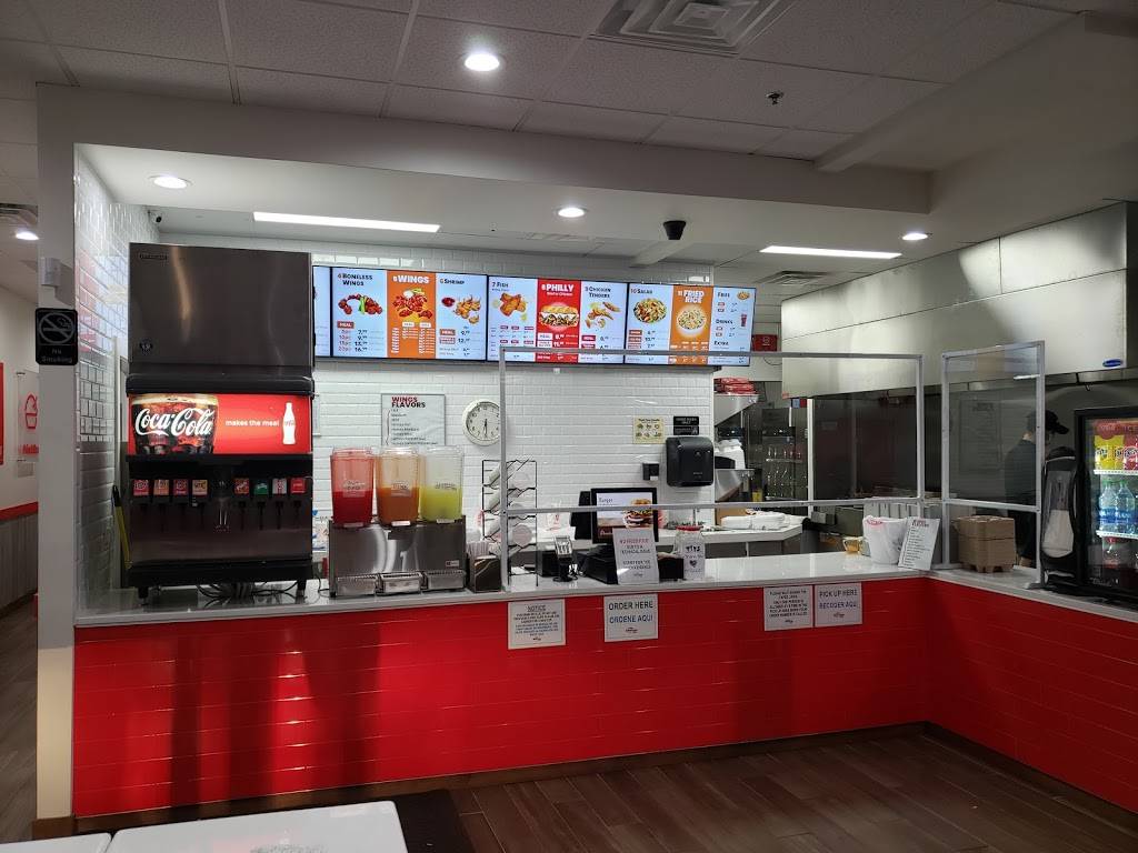 American Deli | restaurant | 2900 Highlands Pkwy SE, Smyrna, GA 30082, USA | 4043198081 OR +1 404-319-8081