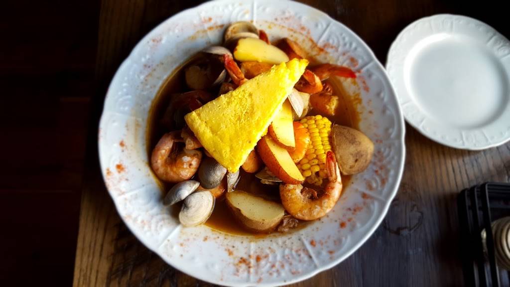 Cardinal Tavern | restaurant | 901 S Clinton St, Baltimore, MD 21224, USA | 4103277850 OR +1 410-327-7850