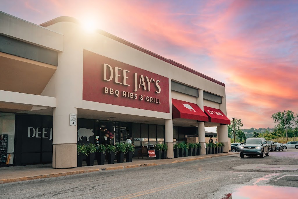 Dee Jays BBQ Ribs Grille - Collier | restaurant | 1155 Washington Pike, Bridgeville, PA 15017, USA | 4127327427 OR +1 412-732-7427