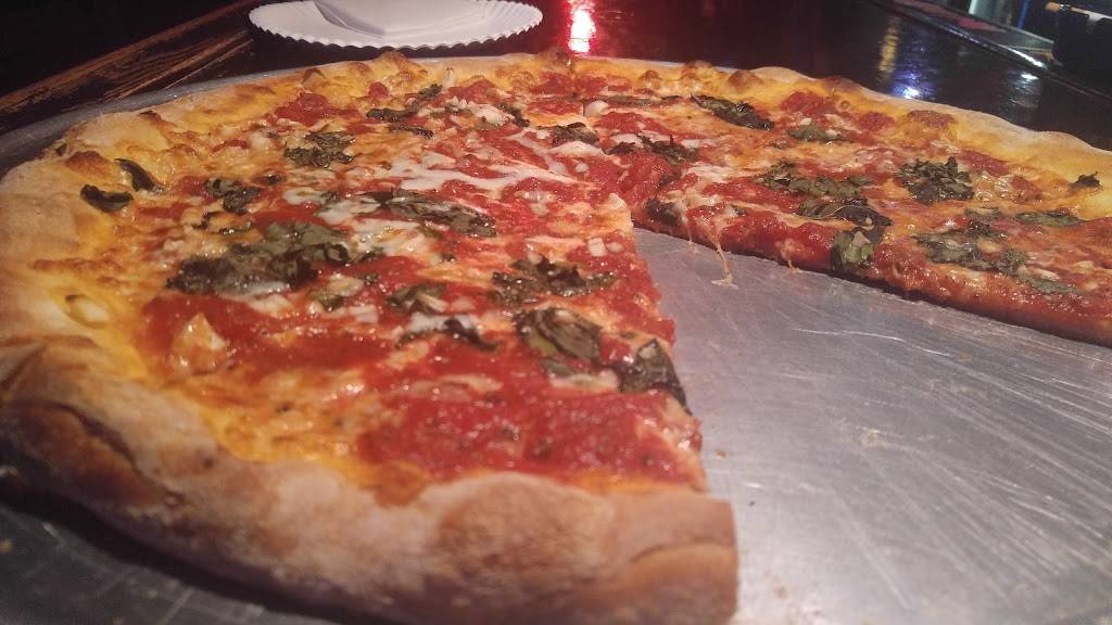 Dinos Live | restaurant | 2707 Race St #117zip, Fort Worth, TX 76111, USA | 8172222608 OR +1 817-222-2608