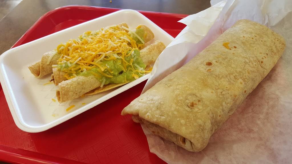 Papa Chevos Taco Shop | restaurant | 4902 S Val Vista Dr #105, Gilbert, AZ 85298, USA | 4807261532 OR +1 480-726-1532