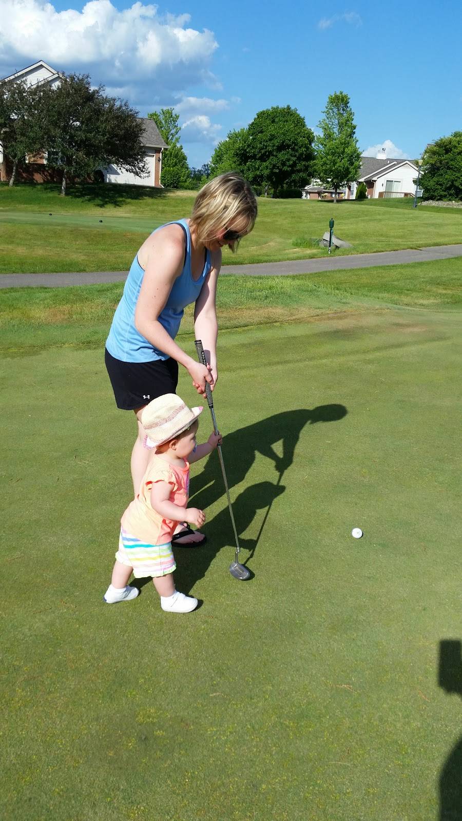 The Captains Club at Woodfield | restaurant | 10200 Woodfield Dr, Grand Blanc, MI 48439, USA | 8106954653 OR +1 810-695-4653