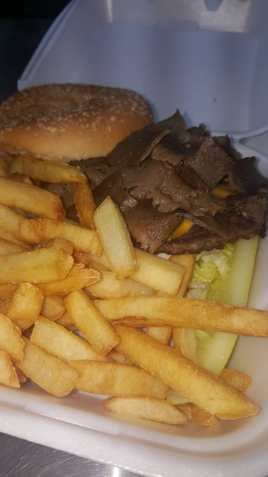 Sammys Breakfast | restaurant | 250 E 103rd St, Chicago, IL 60628, USA | 7732649100 OR +1 773-264-9100