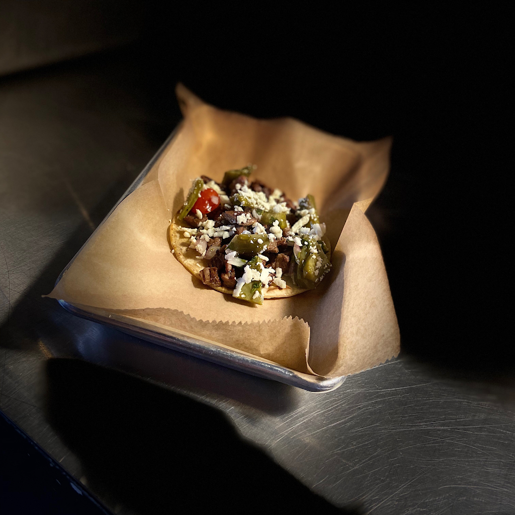 Bàrbaro Taqueria | restaurant | 2525 W North Ave, Chicago, IL 60647, USA | 7736978913 OR +1 773-697-8913