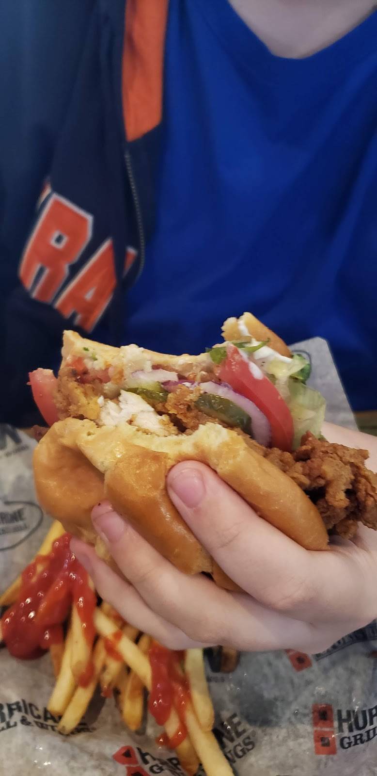 Hurricane Grill & Wings | meal takeaway | 756 SW Pine Island Rd, Cape Coral, FL 33991, USA | 2398003141 OR +1 239-800-3141