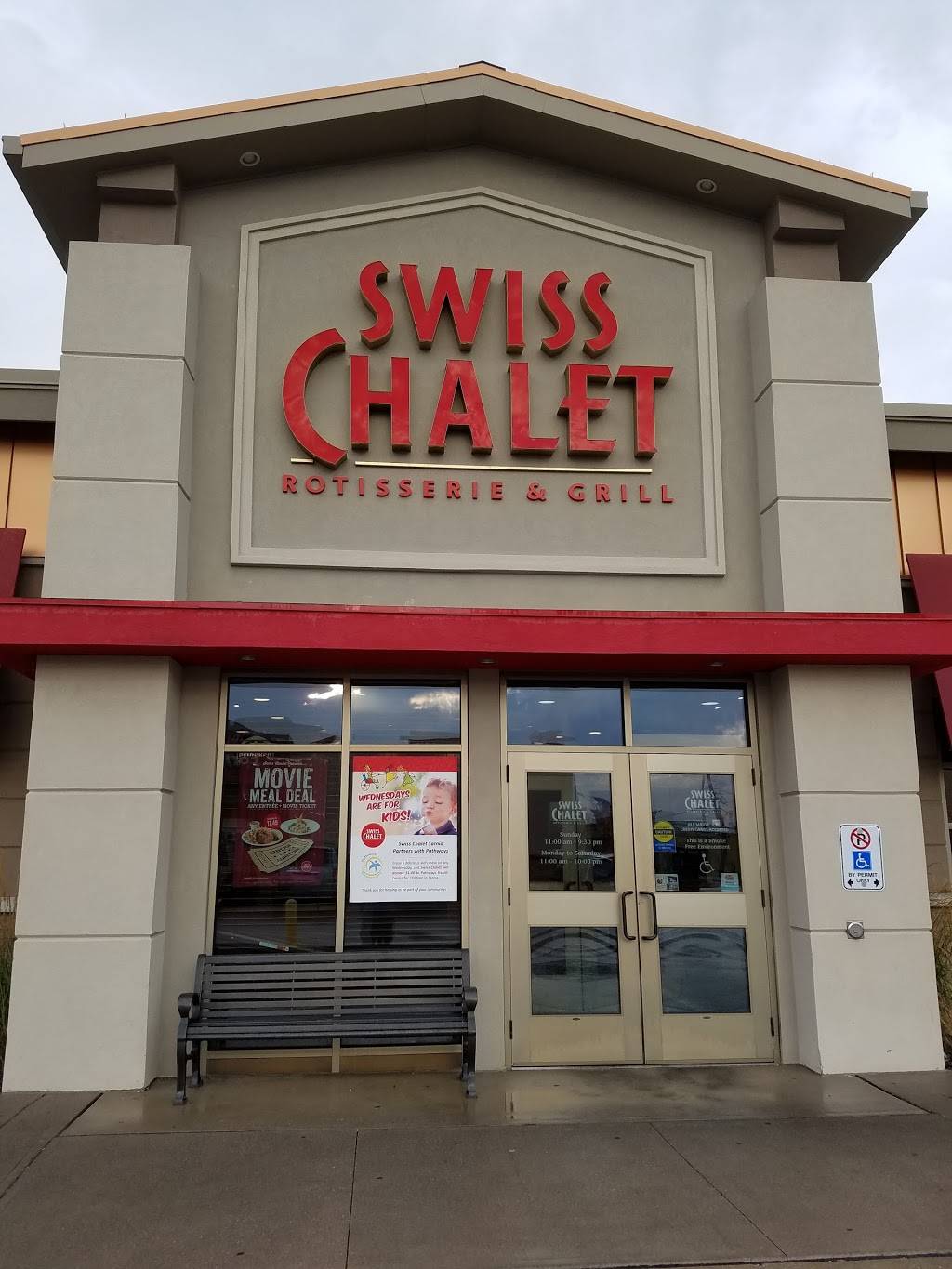 Swiss Chalet | restaurant | 1283 London Rd, Sarnia, ON N7S 1P3, Canada | 5193364788 OR +1 519-336-4788