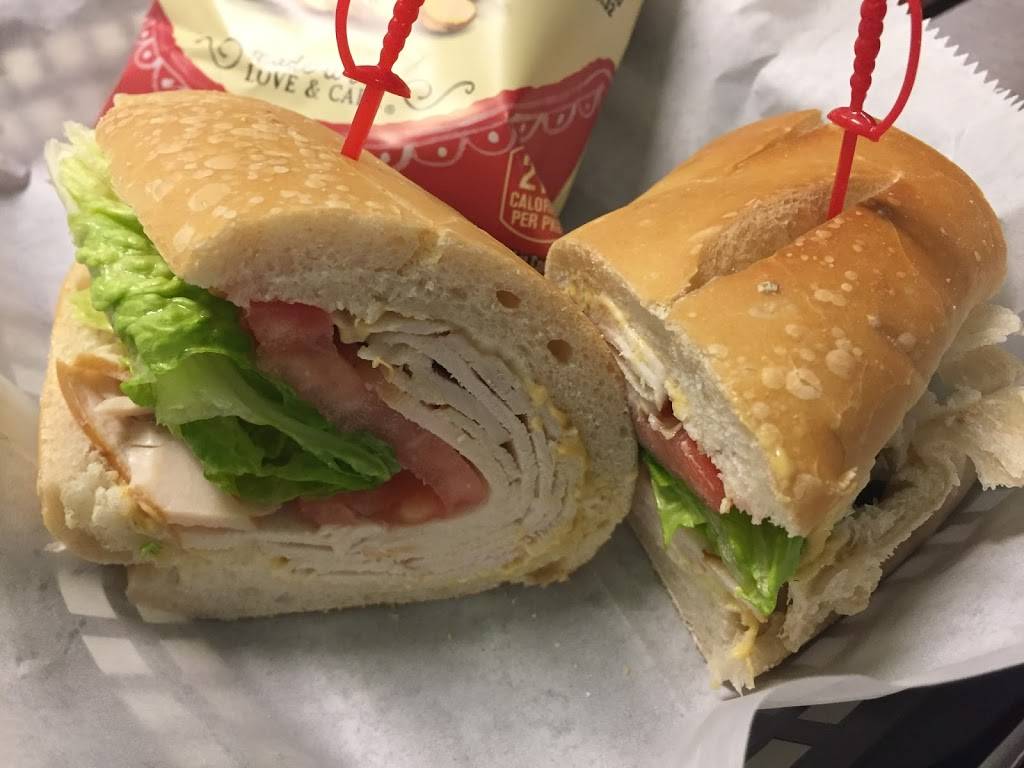 Cafe Delamar | restaurant | 326 Peruvian Ave Suite # 4, Palm Beach, FL 33480, USA | 5616593174 OR +1 561-659-3174