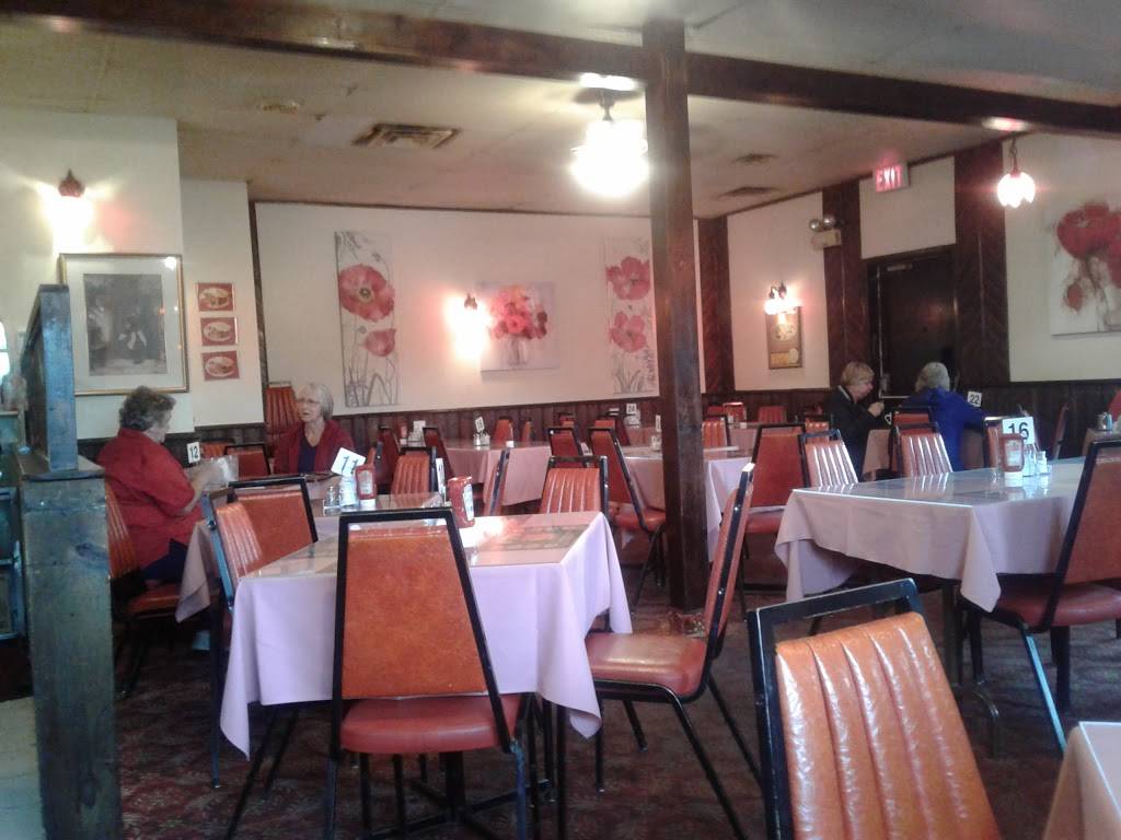 Cornwall BBQ Fine Dining | restaurant | 436 Second St W, Cornwall, ON K6J 1H1, Canada | 6139331000 OR +1 613-933-1000