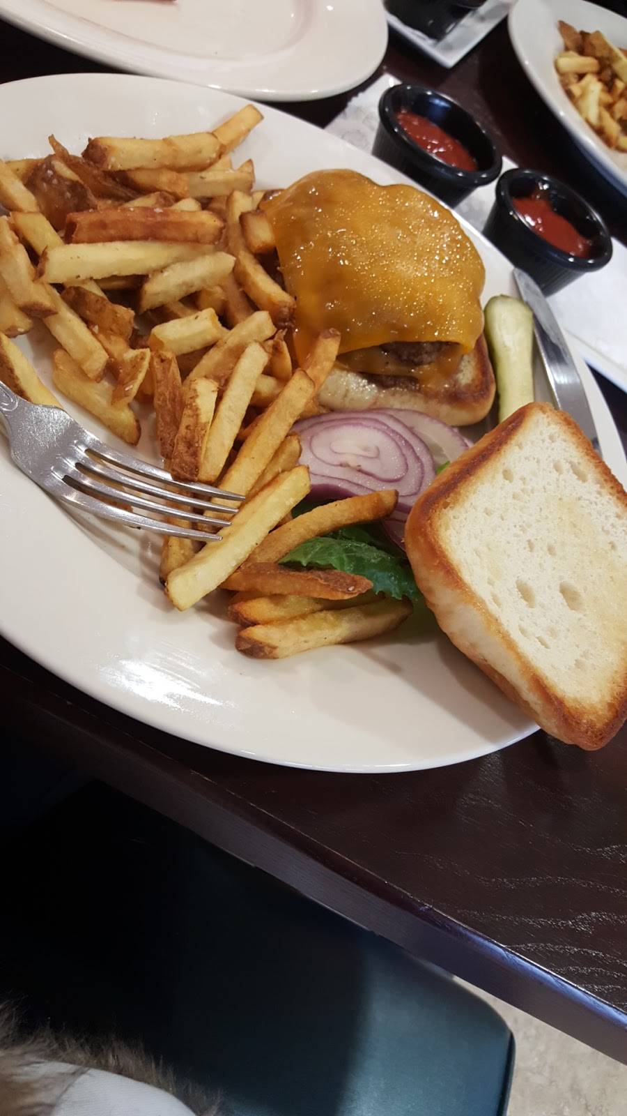 Foundations | restaurant | 3717 S Sheridan Rd, Tulsa, OK 74145, USA | 9188280980 OR +1 918-828-0980