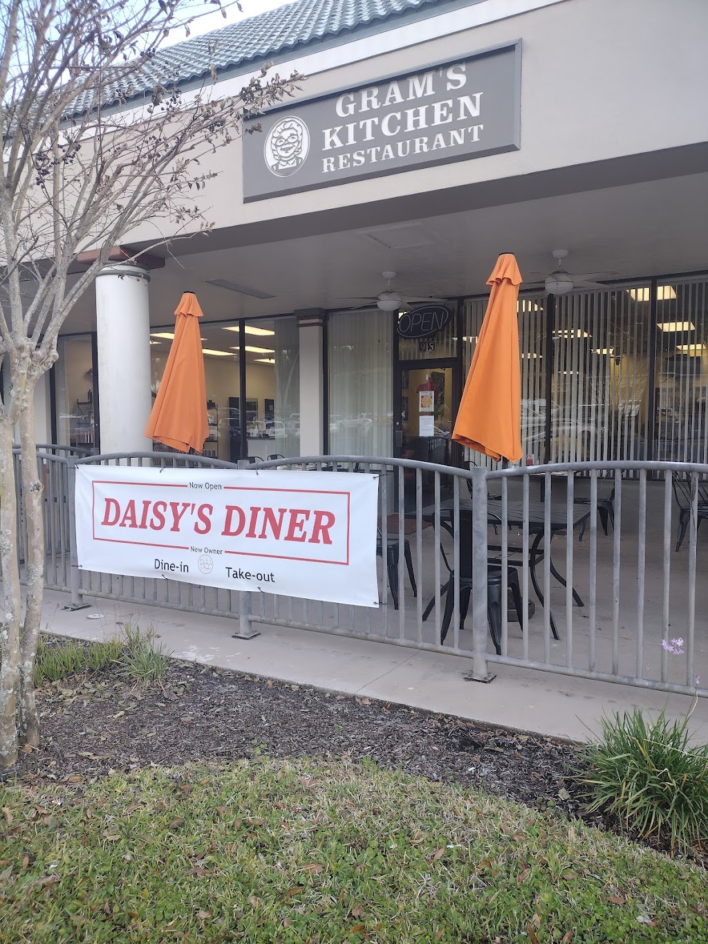 Daisys Diner | restaurant | 915 N Spring Garden Ave, DeLand, FL 32720, USA | 3863377063 OR +1 386-337-7063