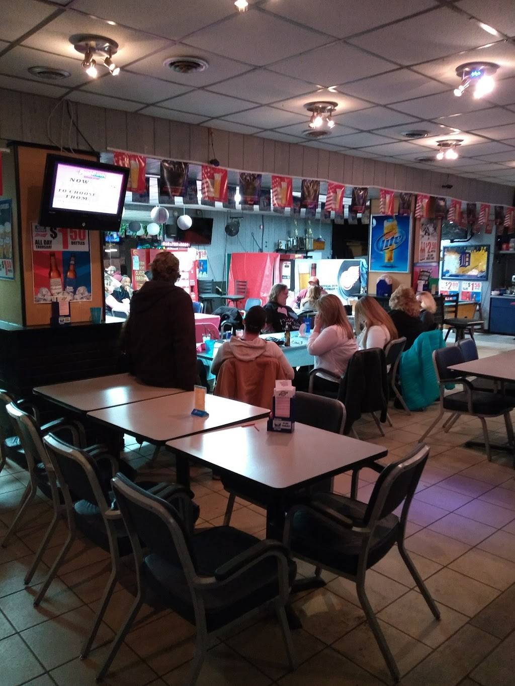 342 Bar & Grill | restaurant | 3932 Pelham St, Dearborn Heights, MI 48125, USA | 3135654956 OR +1 313-565-4956