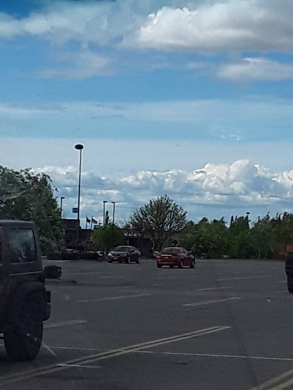 Little Caesars Pizza | meal takeaway | 2001 E 88th Ave Suite 102b, Anchorage, AK 99507, USA | 9075622255 OR +1 907-562-2255