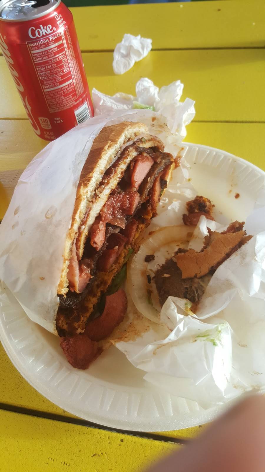 Tortas Chilangas El Rafles | restaurant | 5607, 405 W Hatch Rd, Modesto, CA 95351, USA | 2094500104 OR +1 209-450-0104