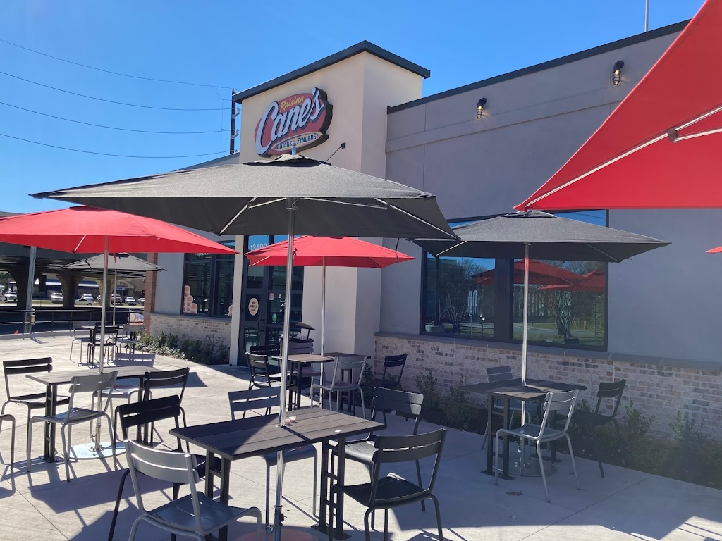 Raising Canes | meal takeaway | 13480 Northwest Fwy, Houston, TX 77040, USA | 7133692621 OR +1 713-369-2621