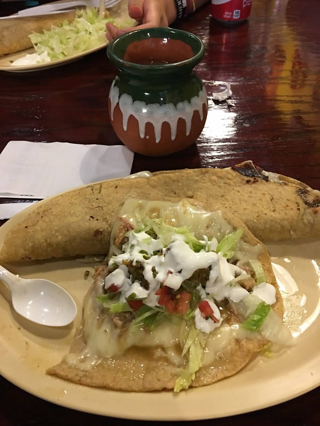 Las Quecas | restaurant | 6311 Cermak Rd, Berwyn, IL 60402, USA | 7089567371 OR +1 708-956-7371