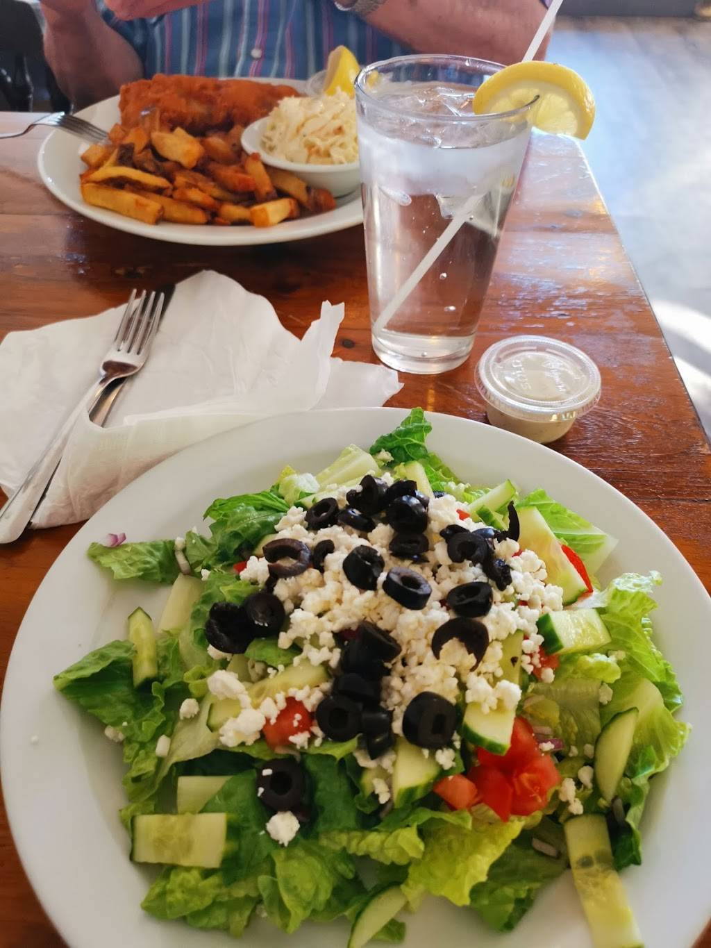 Fancys Fish and Chips Seafood Restaurant | restaurant | 5 Bell Farm Rd, Barrie, ON L4M 5G1, Canada | 7057289594 OR +1 705-728-9594