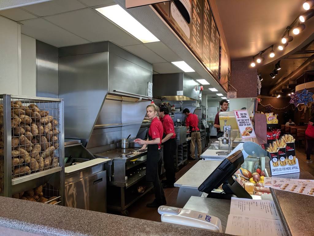 Penn Station East Coast Subs | restaurant | 14612 Pearl Rd, Strongsville, OH 44136, USA | 4402386240 OR +1 440-238-6240