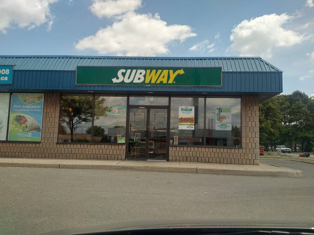 Subway | meal takeaway | 2760 Howard Ave, Windsor, ON N8X 3X6, Canada | 5199729031 OR +1 519-972-9031