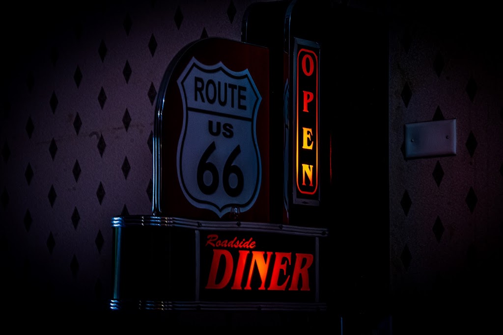 Kicks Route 66 Diner | restaurant | 3258-3236 S 6th St, Southern View, IL 62703, USA | 6184096008 OR +1 618-409-6008