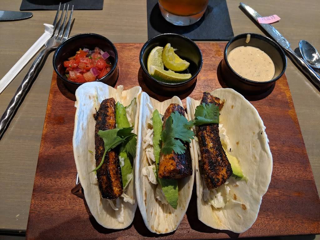 Ale & Compass Restaurant | restaurant | 1700 Epcot Resorts Blvd, Orlando, FL 32830, USA | 4079393463 OR +1 407-939-3463