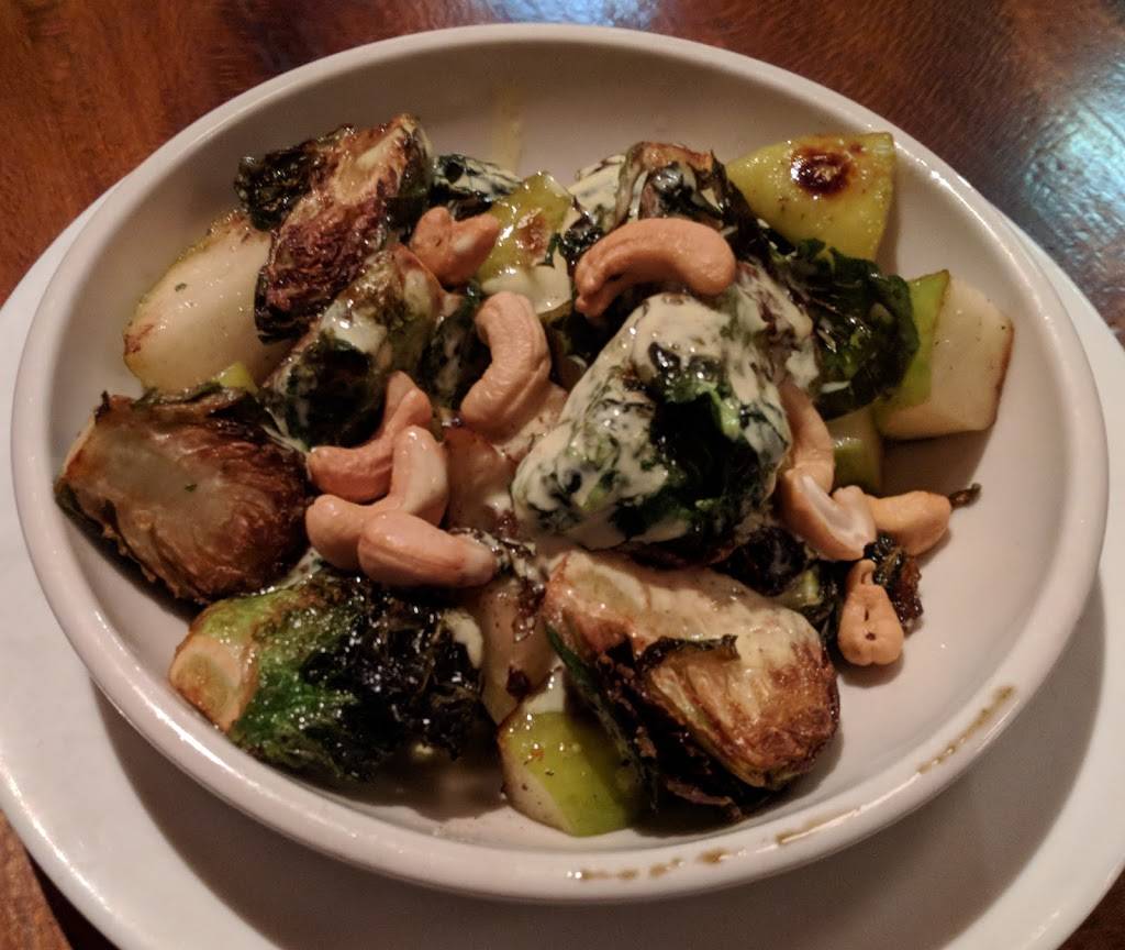 Fat Cats | restaurant | 2061 W 10th St, Cleveland, OH 44113, USA | 2165790200 OR +1 216-579-0200