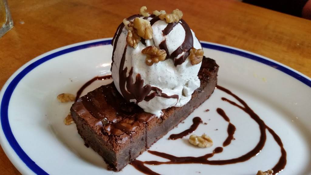 The Porch | restaurant | 2912 N Henderson Ave, Dallas, TX 75206, USA | 2148282916 OR +1 214-828-2916