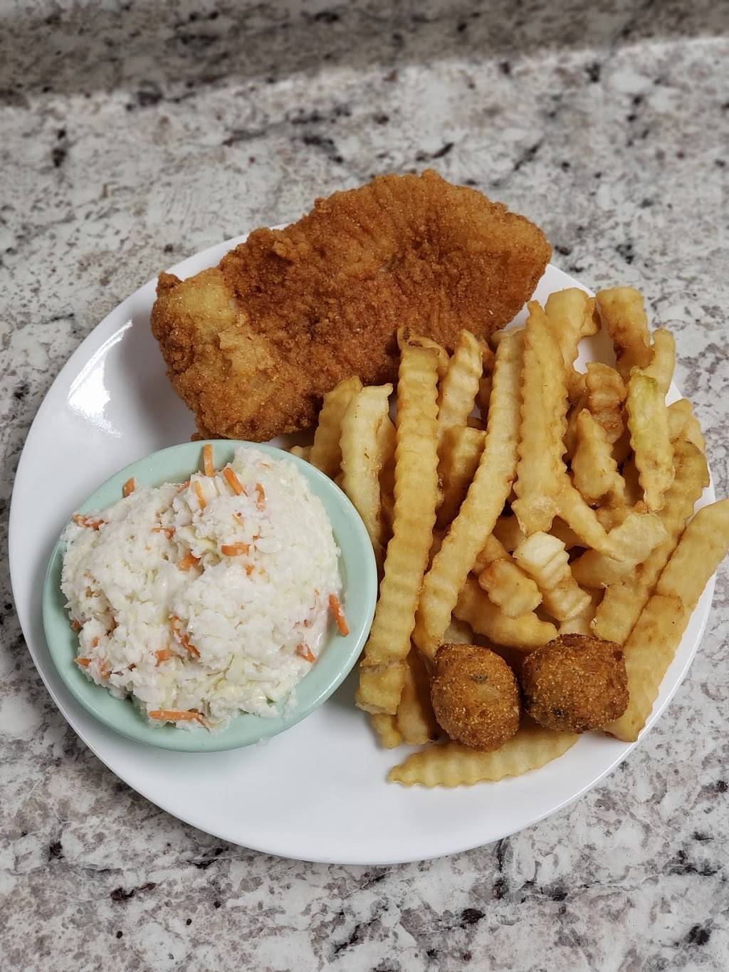 Ole Bus Stop Diner | restaurant | 64 Mulberry St, Beattyville, KY 41311, USA | 6065935720 OR +1 606-593-5720