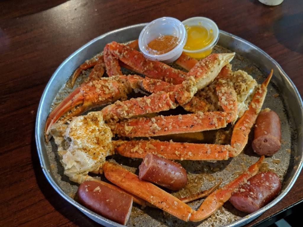 Mikes Seafood | restaurant | 9449 Highway 6 South, Houston, TX 77083, USA | 2818798500 OR +1 281-879-8500