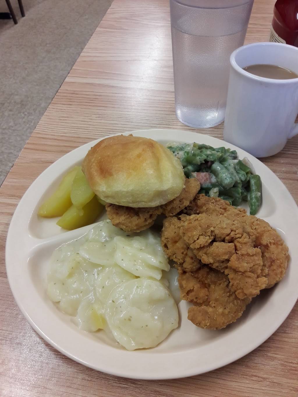 Beckeys Cafe | cafe | 1237 Bowie St, Columbus, TX 78934, USA | 9797325553 OR +1 979-732-5553