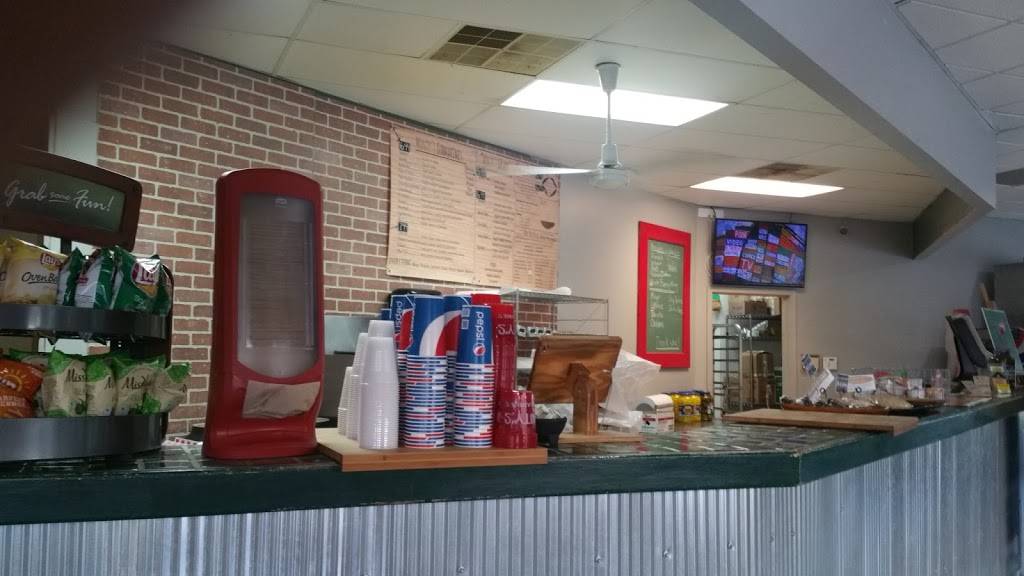 Montys Submarines | meal takeaway | 725 Bruns Ln, Springfield, IL 62702, USA | 2175466000 OR +1 217-546-6000