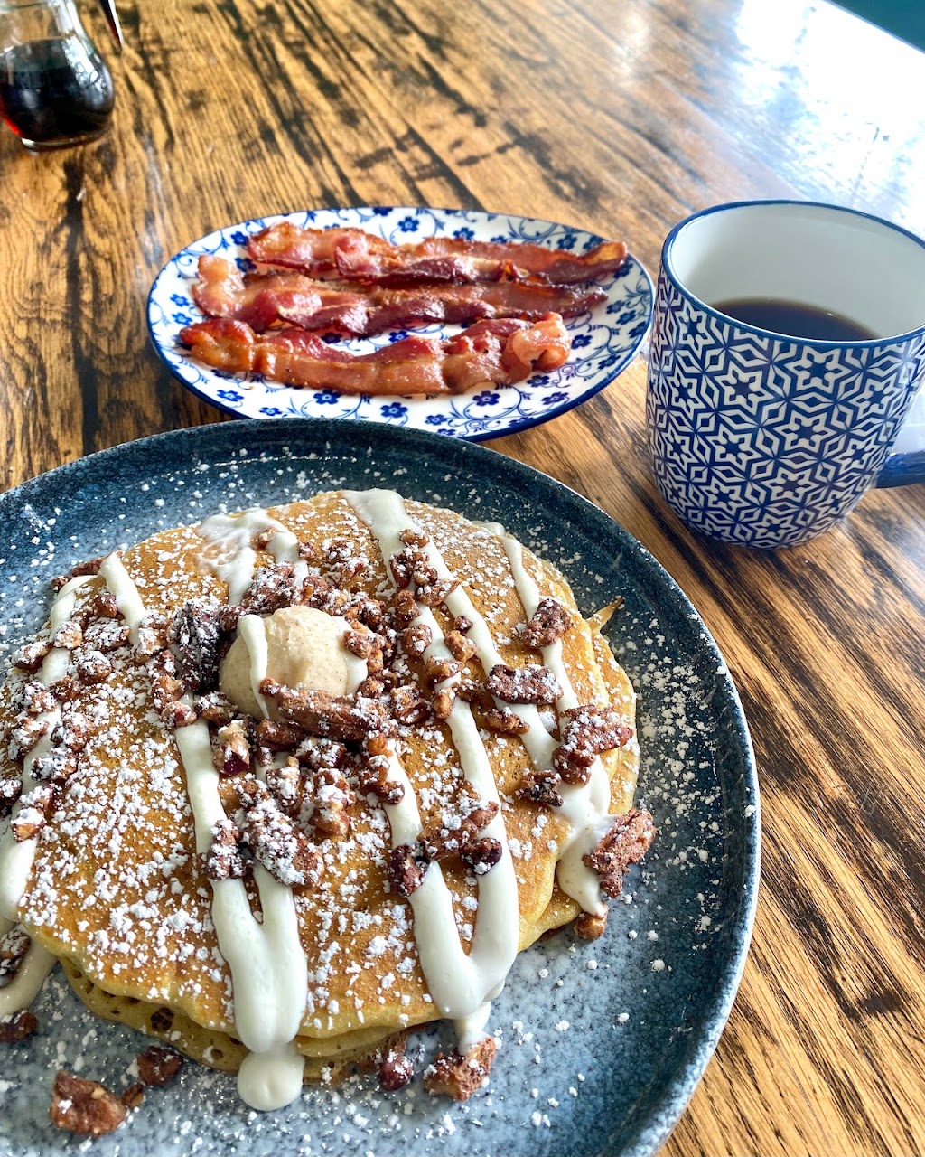Honey Berry Pancakes and Cafe | restaurant | 394 E Irving Park Rd, Roselle, IL 60172, USA | 6305290333 OR +1 630-529-0333