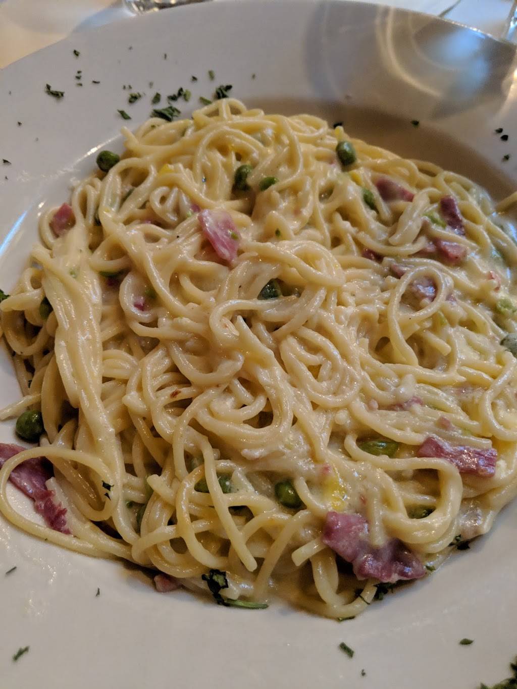 Charley Browns Restaurant | restaurant | 1675 Penfield Rd, Rochester, NY 14625, USA | 5853859202 OR +1 585-385-9202