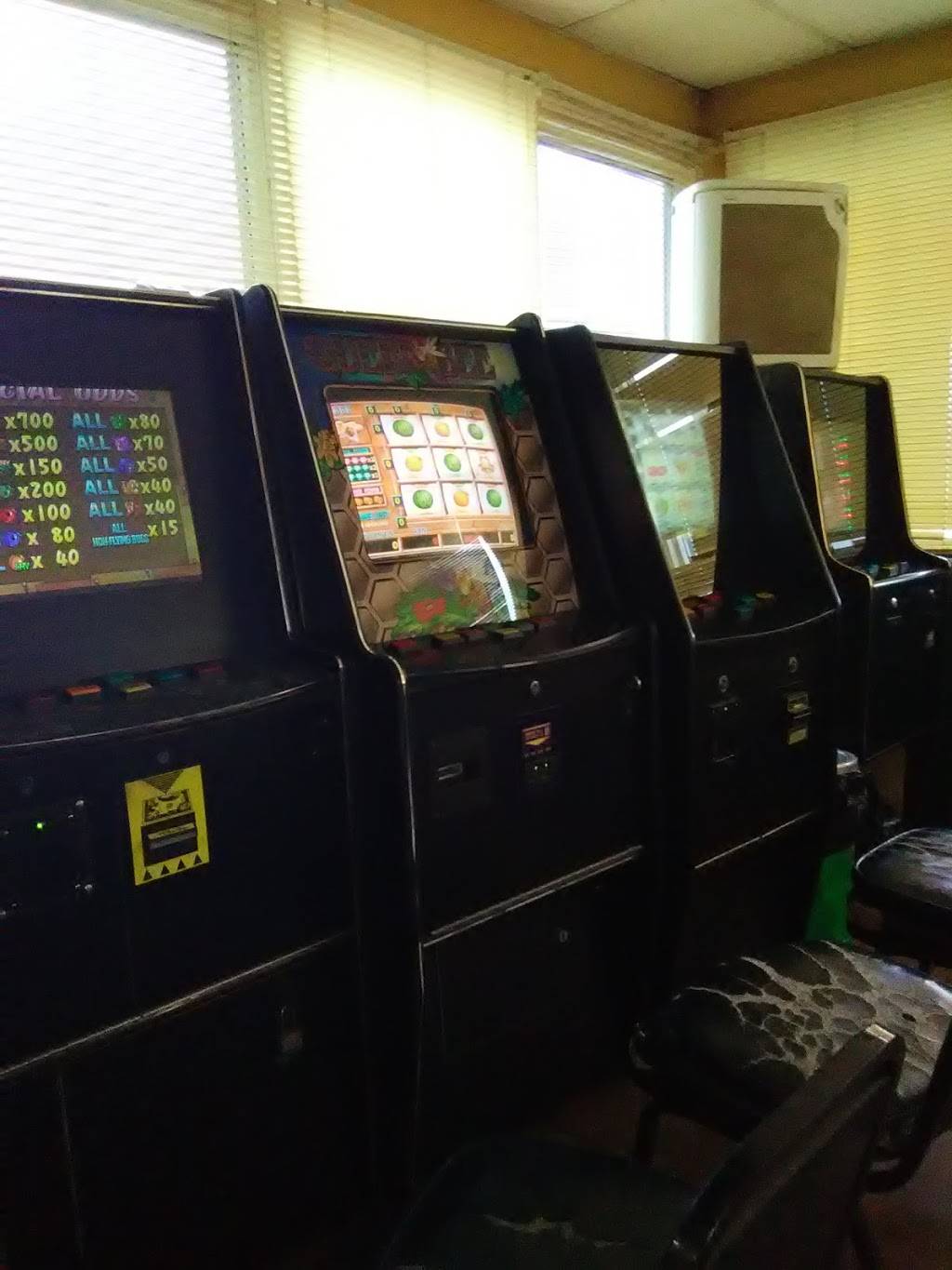 Pro Pizza | meal delivery | 704 US-61, New Madrid, MO 63869, USA | 5737485199 OR +1 573-748-5199