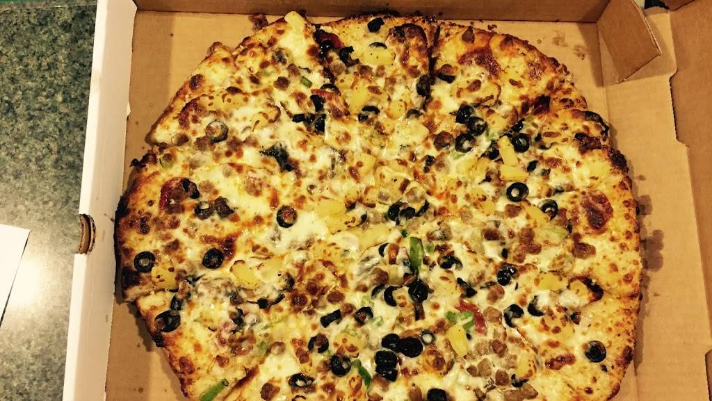 Magoos California Pizza | restaurant | 4919 38th St, Indianapolis, IN 46254, USA | 3172934411 OR +1 317-293-4411