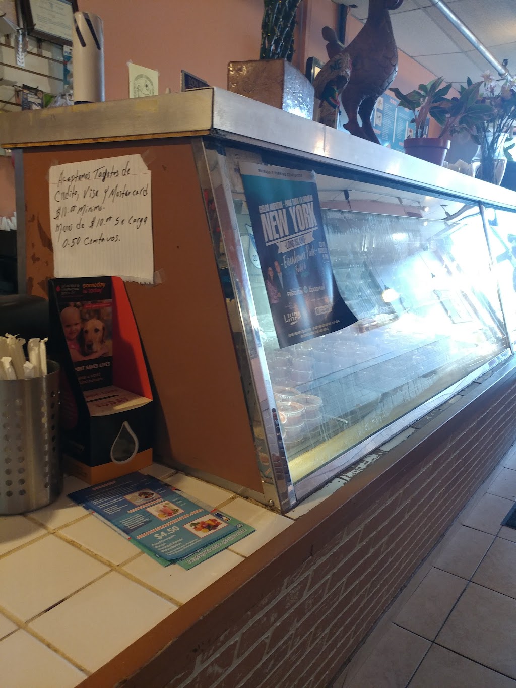 Don Juan Pupuseria | restaurant | 1760 New York Ave, Huntington Station, NY 11746, USA | 6313510219 OR +1 631-351-0219