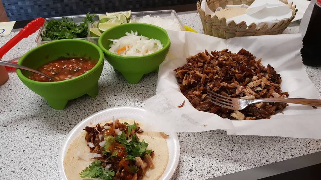 Mi Lindo Michoacan | restaurant | 2120 N Broadway, Wichita, KS 67214, USA | 3162142734 OR +1 316-214-2734