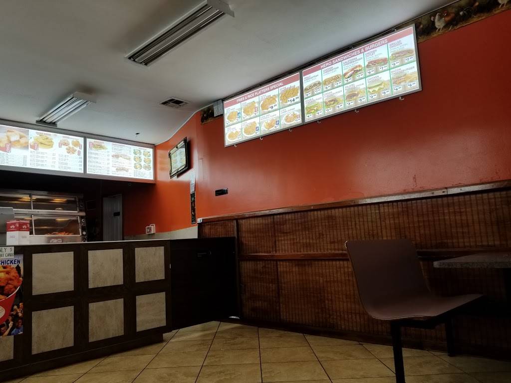 Crown Fried Chicken | restaurant | 2047 Richmond Terrace, Staten Island, NY 10302, USA | 3478253312 OR +1 347-825-3312