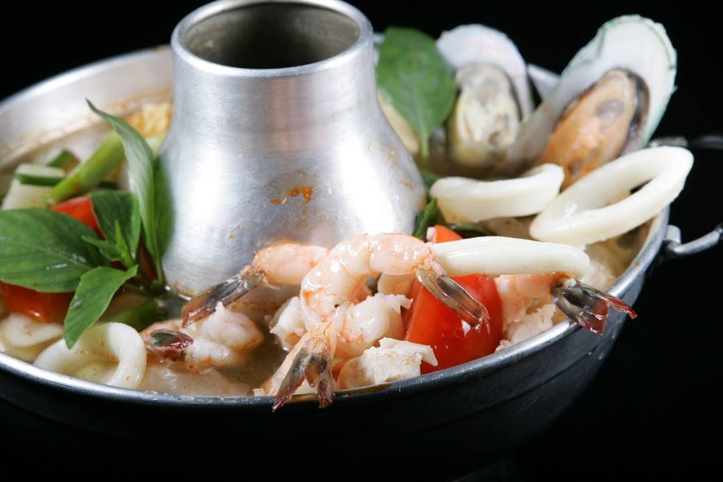 Rosegarden Thai Cuisine | restaurant | 39400 Murrieta Hot Springs Rd #105, Murrieta, CA 92563, USA | 9516984800 OR +1 951-698-4800