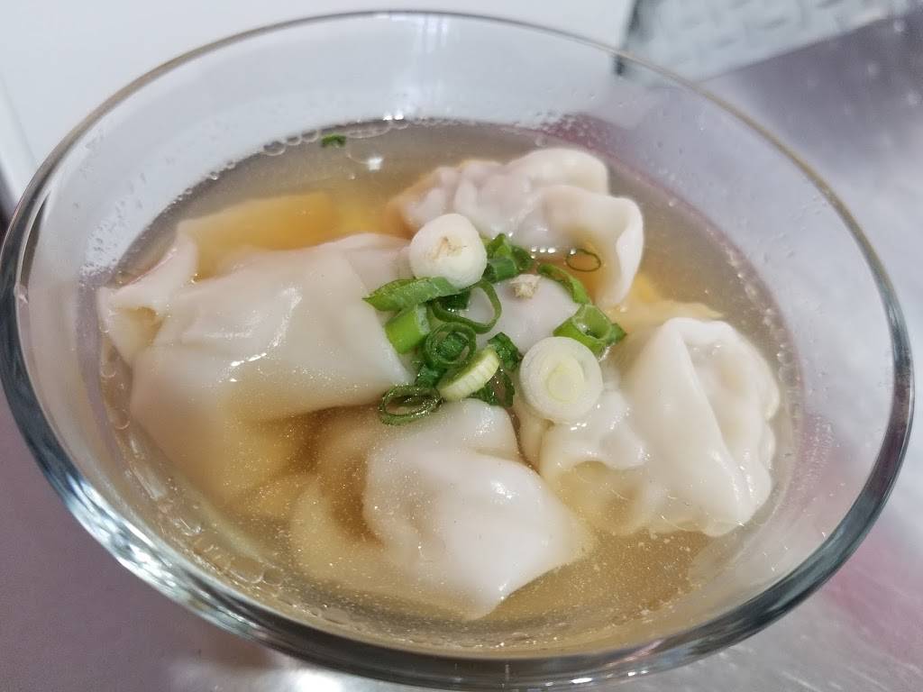 Thai Rouge | restaurant | 79 Rue du Collège, Pont-Rouge, QC G3H 3A7, Canada | 4185541989 OR +1 418-554-1989