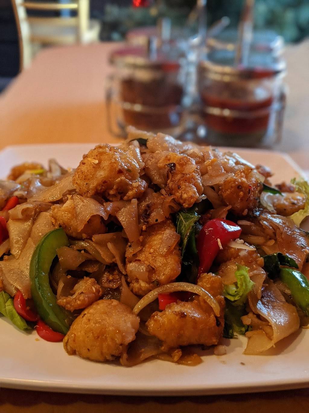 PadNoi Thai | restaurant | 10895 Los Alamitos Blvd, Los Alamitos, CA 90720, USA | 5624934494 OR +1 562-493-4494