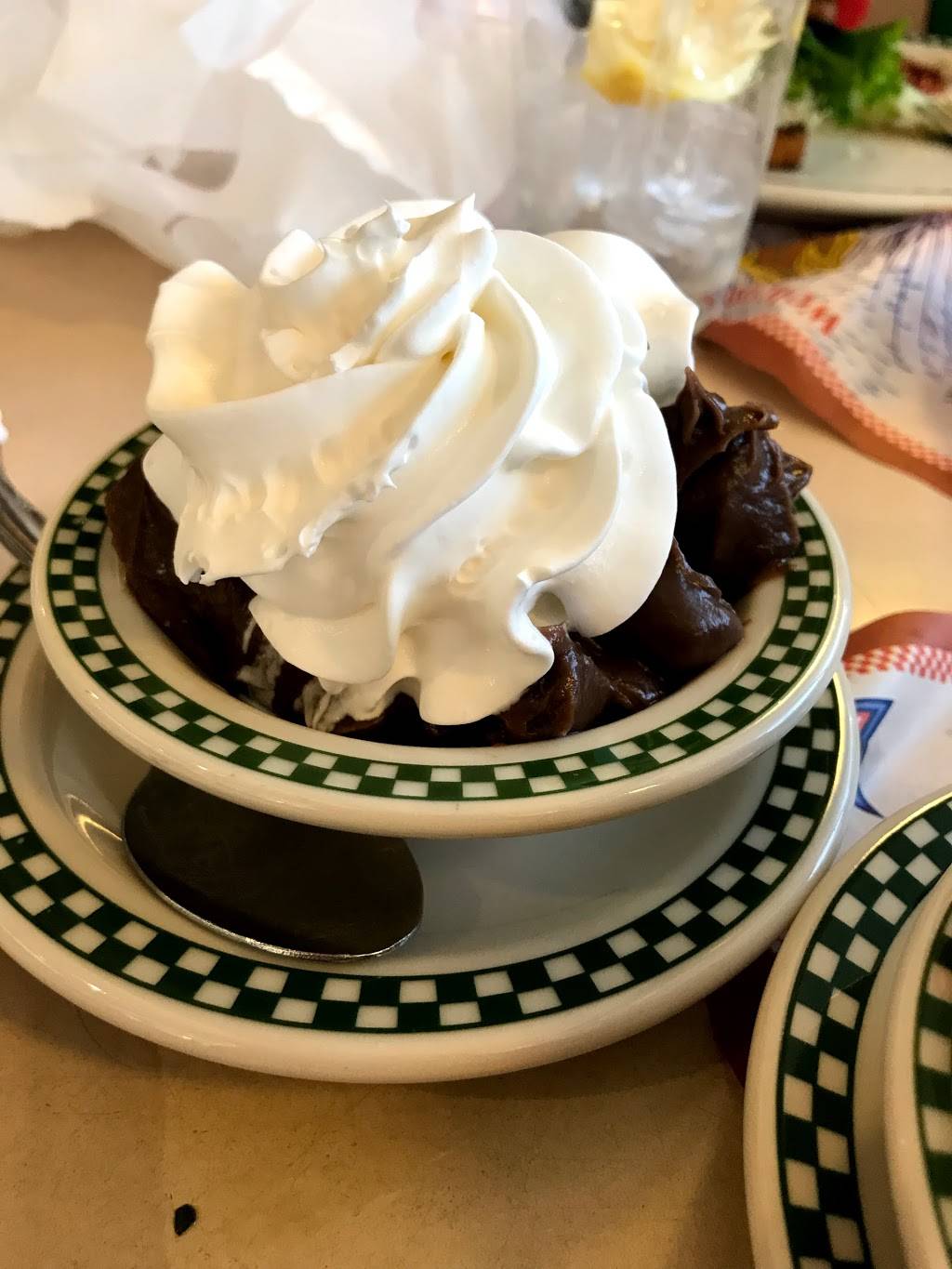 Americana Diner | restaurant | 1160 NJ-35, Shrewsbury, NJ 07702, USA | 7325421658 OR +1 732-542-1658