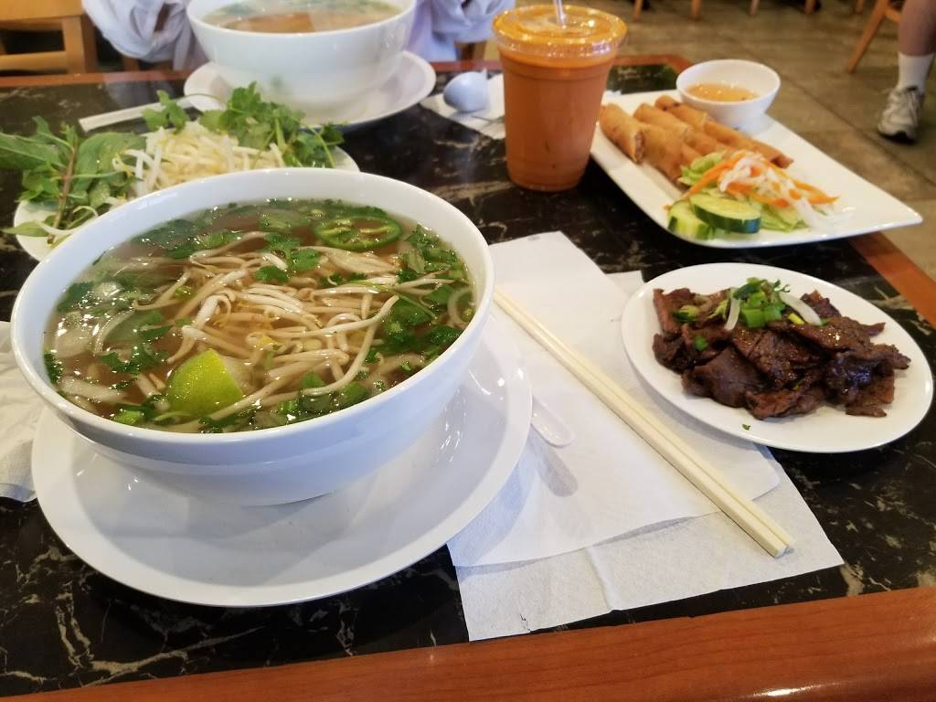 Saigon unPhogettaBowl | restaurant | 1125 S Main St, Manteca, CA 95337, USA | 2092394660 OR +1 209-239-4660
