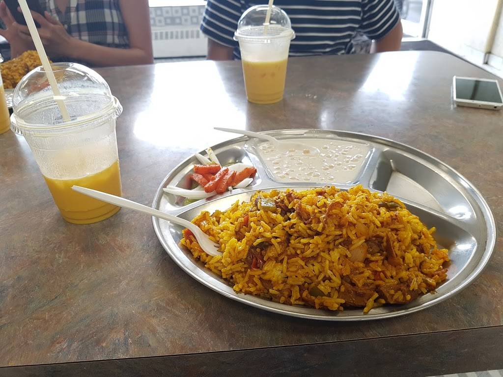 Asian Sweets & Restaurant | restaurant | 7148 Airport Rd, Mississauga, ON L4T 2H1, Canada | 9056712923 OR +1 905-671-2923