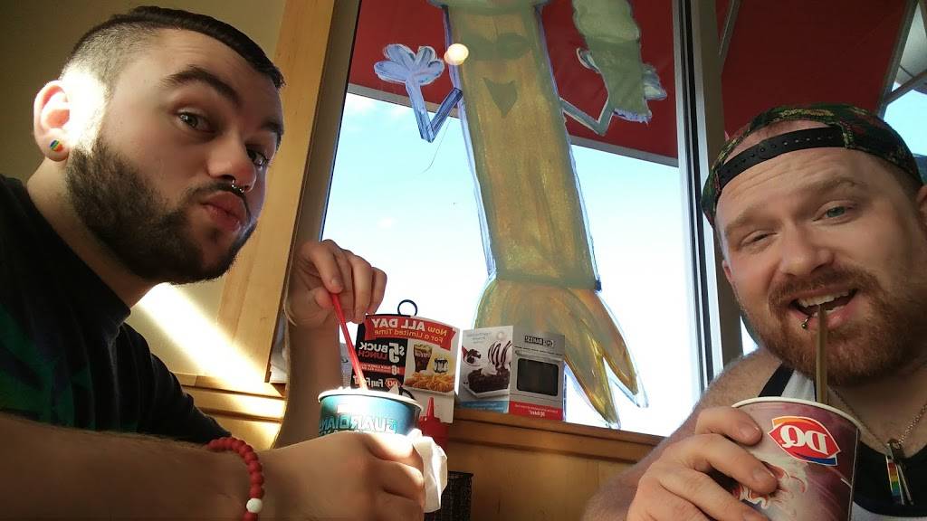 Dairy Queen Grill & Chill | restaurant | 613 Stillwater Ave, Old Town, ME 04468, USA | 2078279446 OR +1 207-827-9446