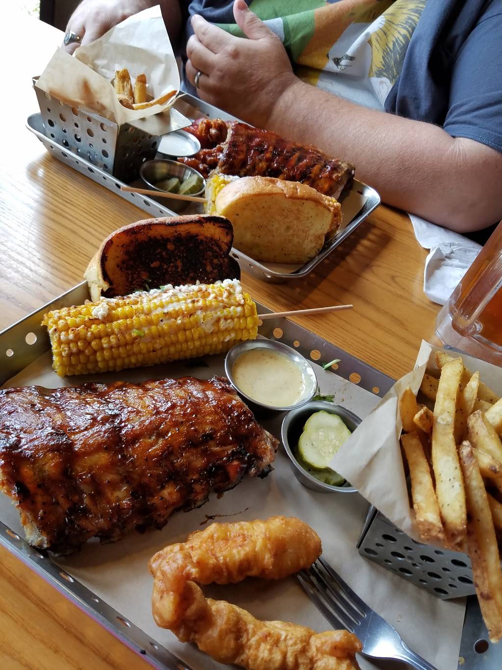 Chilis Grill & Bar | meal takeaway | 4565 W Lake Mary Blvd, Lake Mary, FL 32746, USA | 4073330800 OR +1 407-333-0800