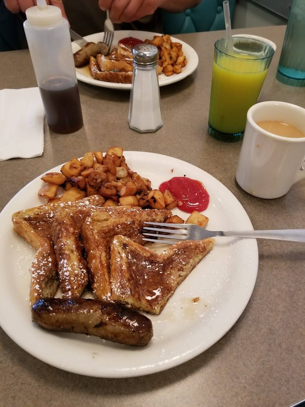 Daddyos Diner | restaurant | 505 East St, Pittsfield, MA 01201, USA | 4134991180 OR +1 413-499-1180