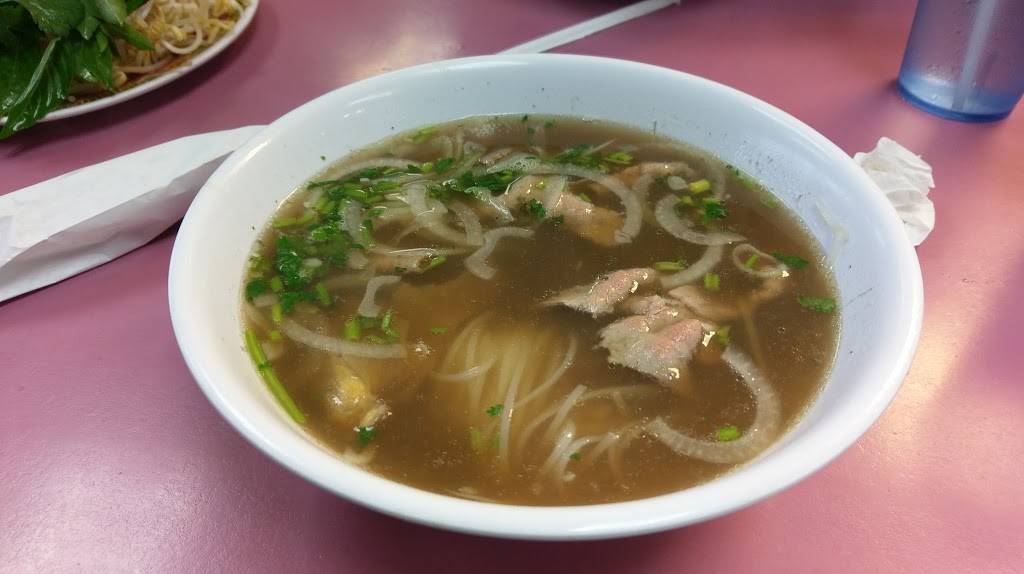 Pho Hong | restaurant | 2521 Rutland Dr #400, Austin, TX 78758, USA | 5123396002 OR +1 512-339-6002
