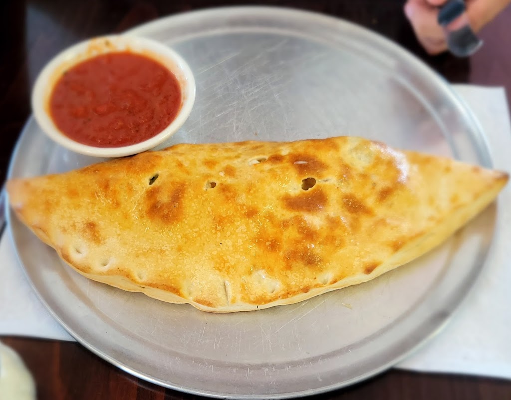 La piazza bella | restaurant | 683 W Base St, Madison, FL 32340, USA | 8509732521 OR +1 850-973-2521