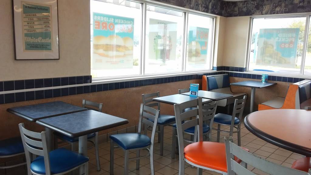 White Castle | restaurant | 630 Birk Rd, Martinsville, IN 46151, USA | 7653499750 OR +1 765-349-9750