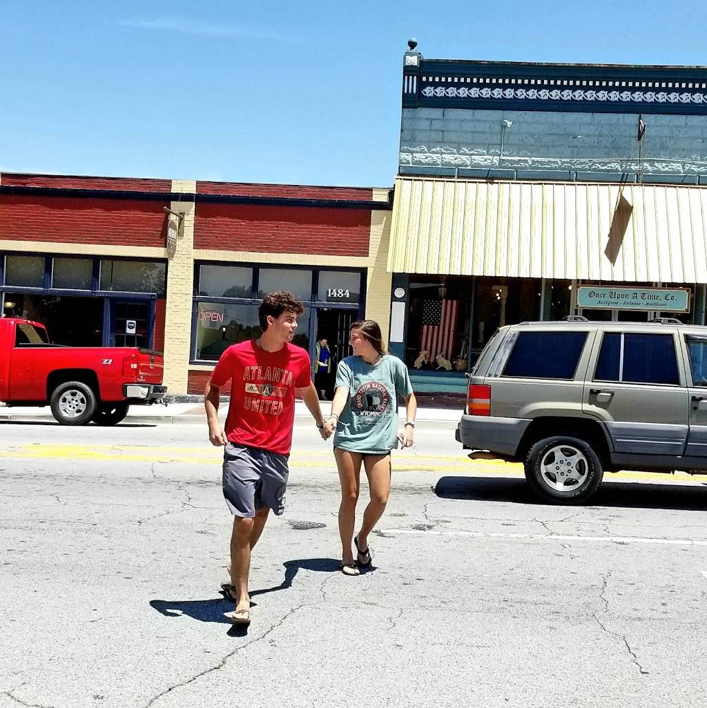 Midtown Grill | cafe | 160 W Franklin St, Clarkesville, GA 30523, USA | 7067540707 OR +1 706-754-0707